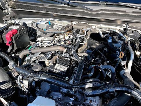 Certified 2024 Toyota Tacoma SR5 image 33