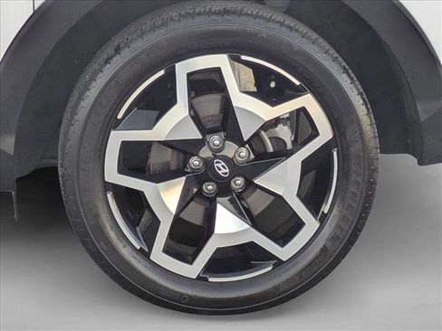 Used 2022 Hyundai Santa Cruz Limited image 24