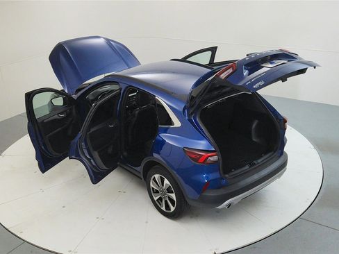 Used 2023 Ford Escape Platinum w/ Premium Technology Package image 21