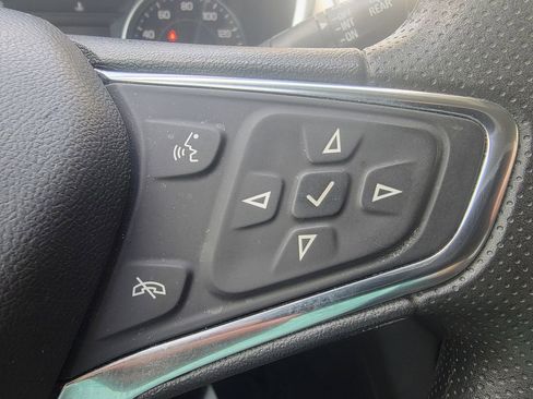 Used 2021 Chevrolet Equinox LT FWD image 15