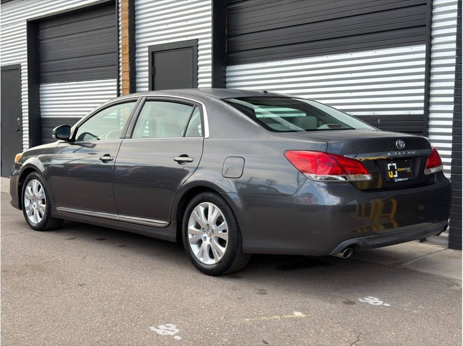 Used 2011 Toyota Avalon FWD image 7