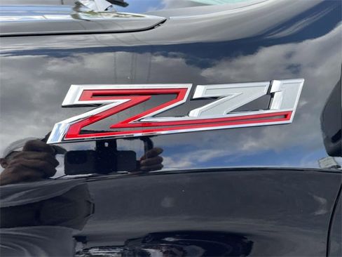 Used 2023 Chevrolet Silverado 1500 LT Trail Boss w/ Protection Package image 9