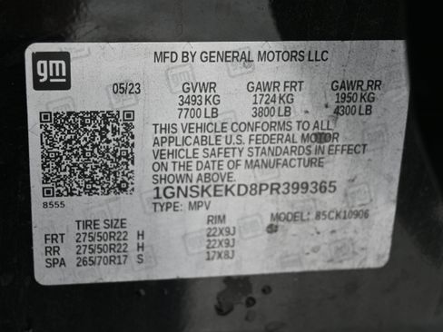 Used 2023 Chevrolet Suburban RST w/ Luxury Package AWD/4WD image 14