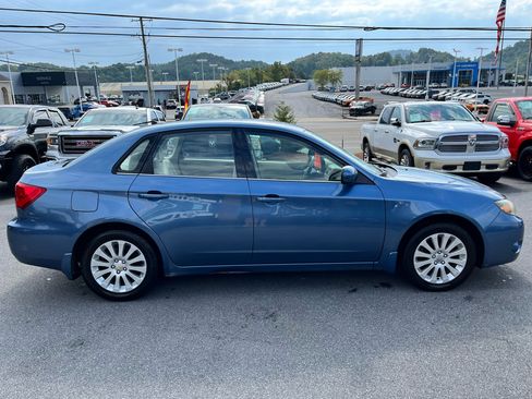 Used 2010 Subaru Impreza 2.5i Premium image 4