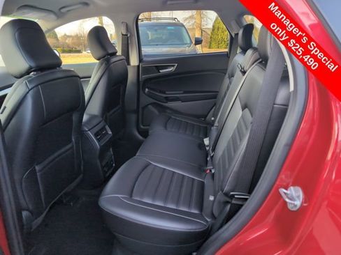 Used 2022 Ford Edge SEL w/ Convenience Package image 10