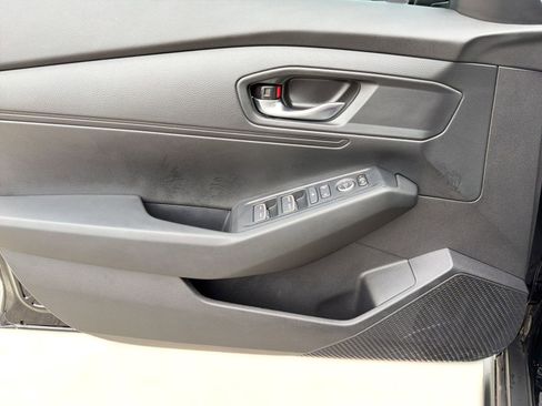 Used 2025 Honda Accord LX image 13