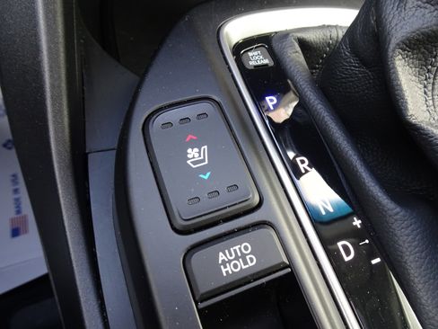 Used 2017 Hyundai Santa Fe Sport w/ 2.0T Ultimate Tech Package 05 image 20