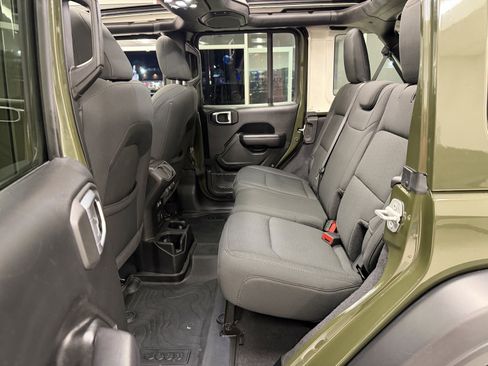 Used 2021 Jeep Wrangler Unlimited Sport image 43