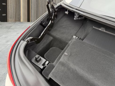 Used 2016 Mercedes-Benz SL 400 image 85