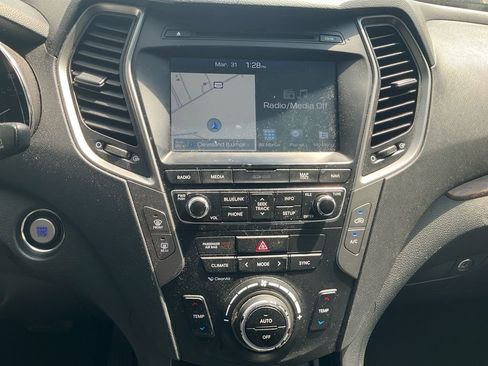 Used 2018 Hyundai Santa Fe Sport w/ Cargo Package FWD image 23