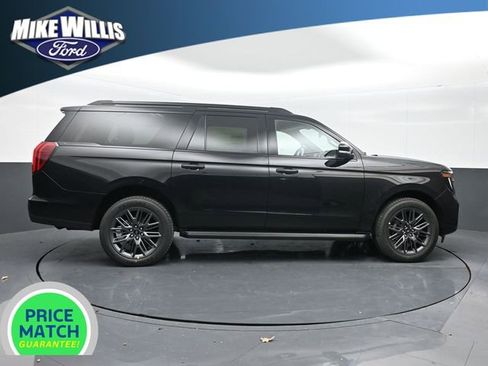 New 2026 Ford Expedition Max Platinum w/ Stealth Appearance Package image 8