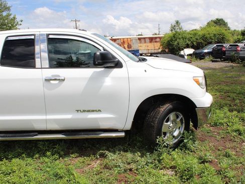 Used 2011 Toyota Tundra 2WD Double Cab w/ TRD Off-Road Pkg image 4