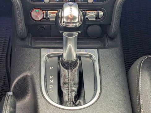 Used 2020 Ford Mustang GT Premium image 23