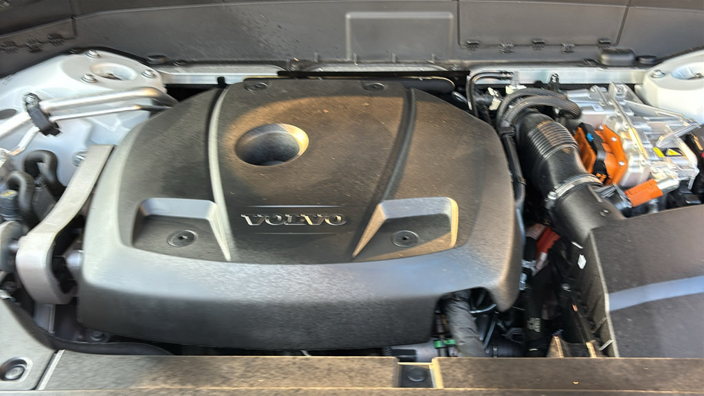 Certified 2024 Volvo XC90 T8 Plus w/ Protection Package Premier AWD/4WD image 30