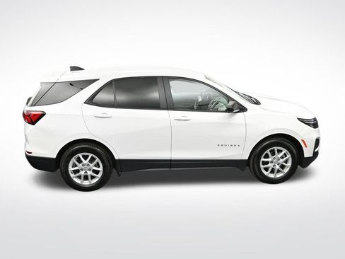Used 2024 Chevrolet Equinox LS w/ LS Convenience Package FWD image 21