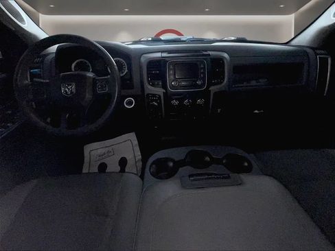 Used 2020 RAM 1500 Express w/ Express Value Package AWD/4WD image 10