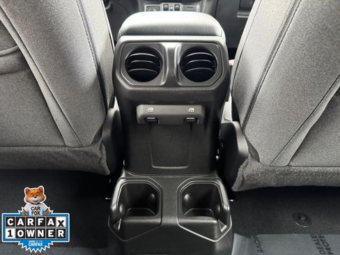 Used 2024 Jeep Wrangler Sport S image 25