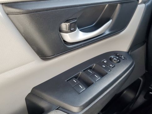 Used 2020 Honda CR-V LX image 22