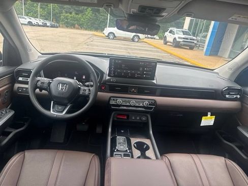 New 2026 Honda Pilot Elite image 5