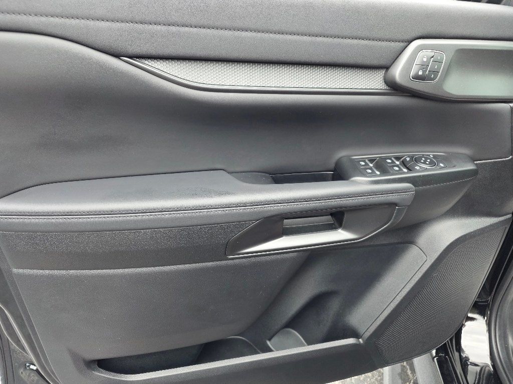 Certified 2024 Ford Ranger Raptor AWD/4WD image 19