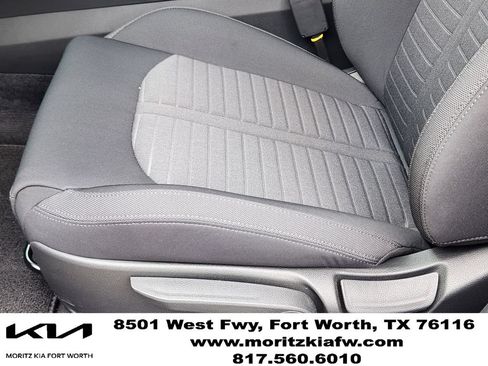 New 2026 Kia K5 LXS FWD image 17