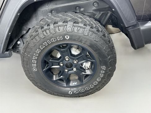 Used 2023 Jeep Wrangler Unlimited AWD/4WD image 11