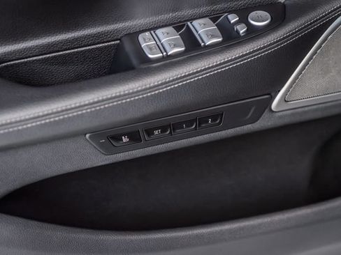 Used 2019 BMW 740i w/ M Sport Package RWD image 54