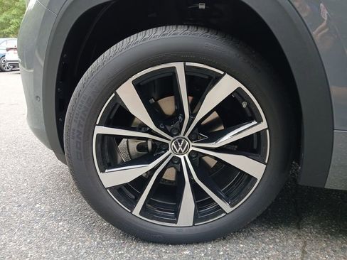 New 2026 Volkswagen Atlas Cross Sport SEL Premium R-Line image 27