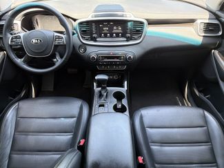 Used 2020 Kia Sorento EX FWD video 3