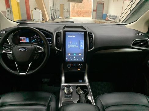 Used 2024 Ford Edge SEL image 15