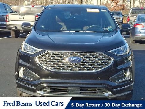 Certified 2022 Ford Edge Titanium w/ Equipment Group 301A image 3