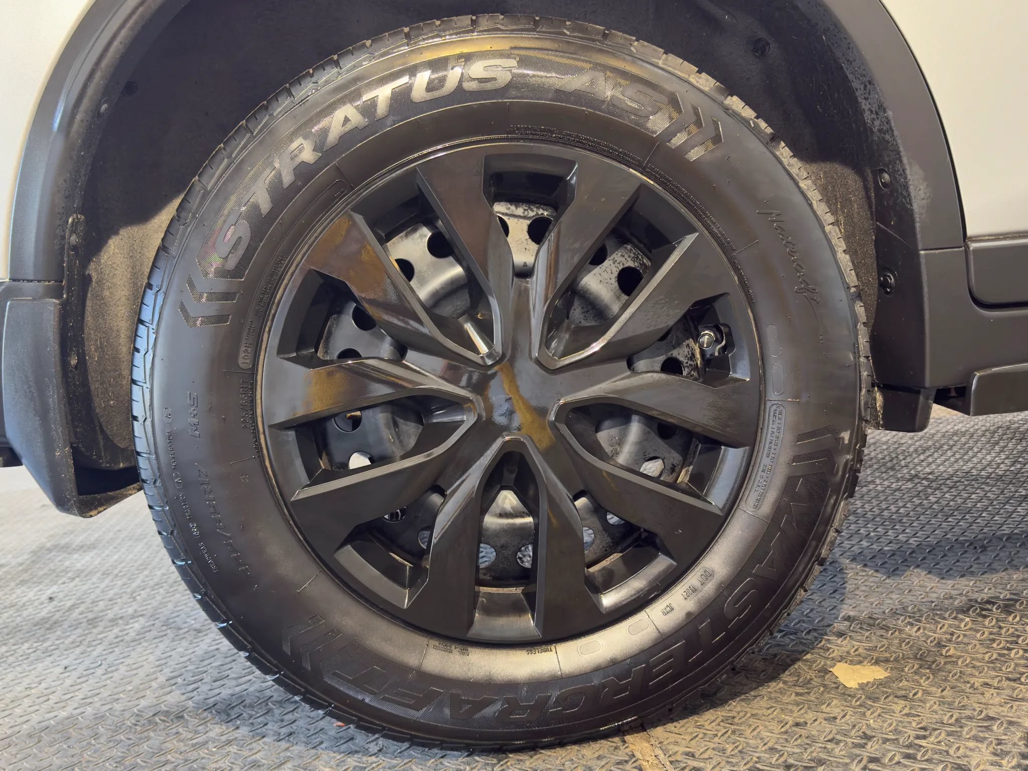 Used 2015 Nissan Rogue S AWD/4WD image 22