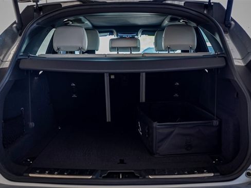 Used 2022 Jaguar F-PACE S image 32