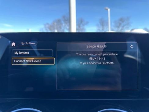 Certified 2022 Mercedes-Benz GLB 250 4MATIC w/ Premium Package Lite image 19