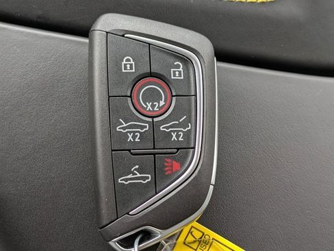 Used 2021 Chevrolet Corvette Stingray Premium Conv w/ 3LT image 22