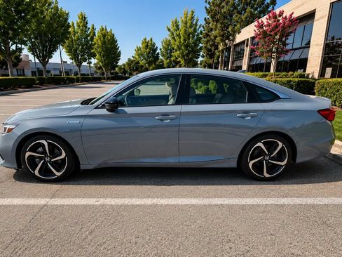Used 2022 Honda Accord Sport image 11