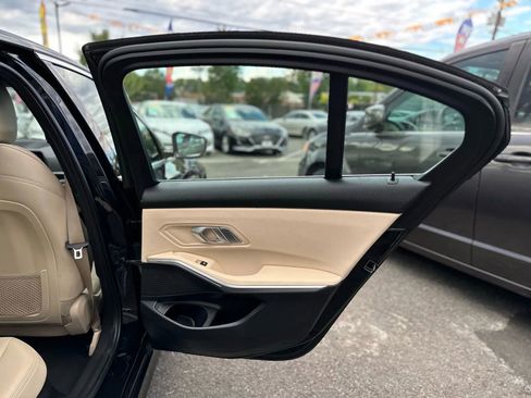 Used 2021 BMW 330i xDrive Sedan w/ Convenience Package image 18