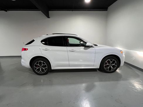 Used 2021 Alfa Romeo Stelvio Ti w/ Nero Edizione image 11