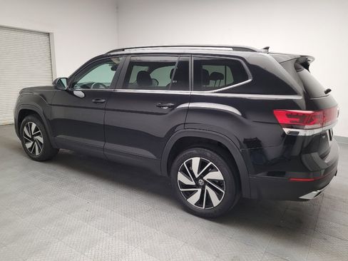 Used 2024 Volkswagen Atlas SE FWD image 3