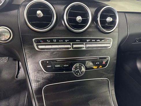 Used 2018 Mercedes-Benz C 300 Sedan w/ Multimedia Package image 21