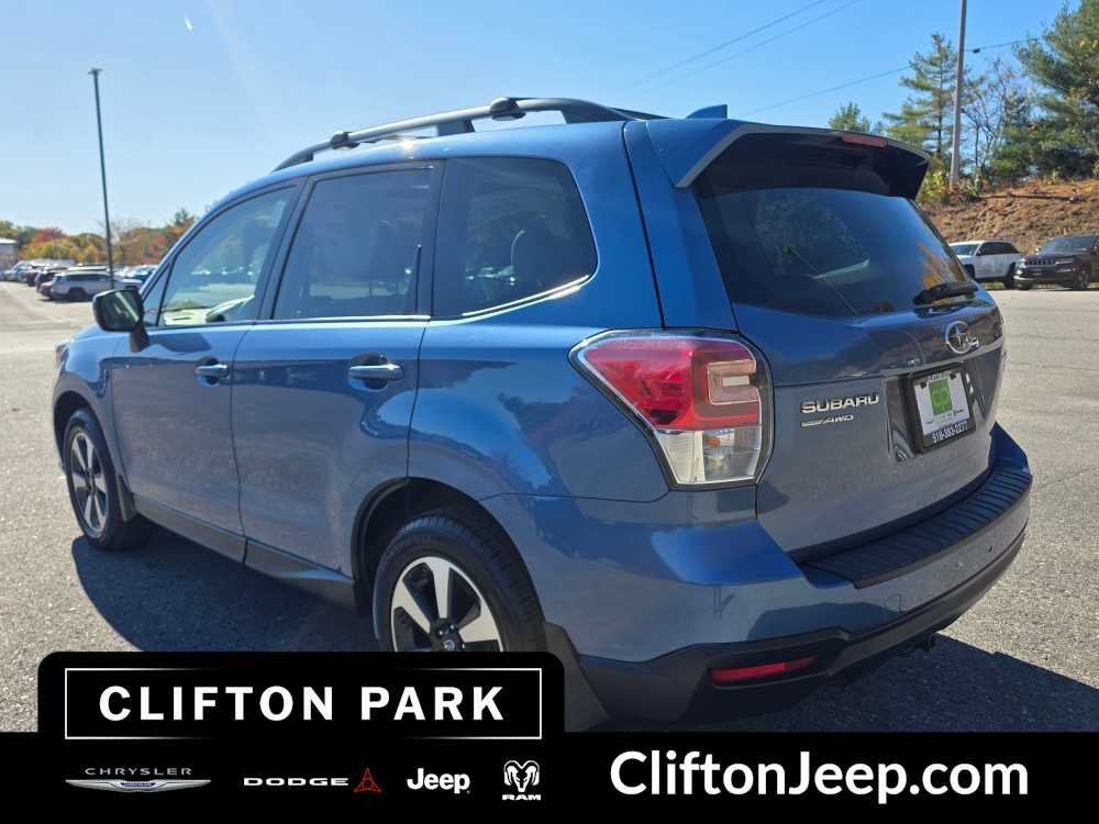Used 2018 Subaru Forester 2.5i Premium w/ All-Weather Package AWD/4WD image 6