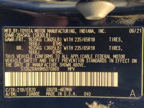 Used 2021 Toyota Highlander XLE FWD image 33