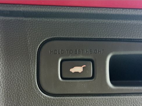 Used 2025 Honda Pilot EX-L image 30