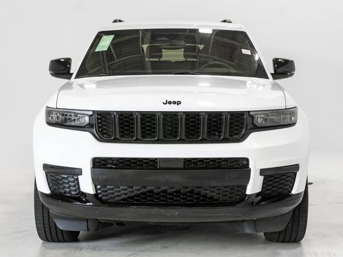 Certified 2023 Jeep Grand Cherokee L Laredo AWD/4WD image 5