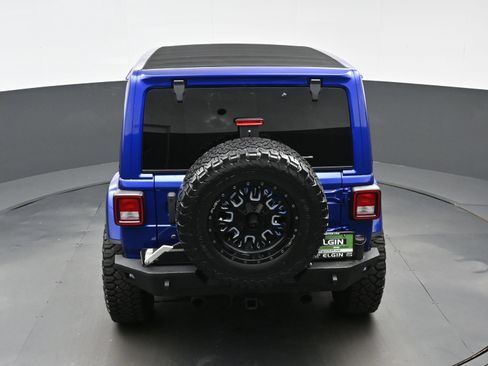 Used 2020 Jeep Wrangler Unlimited Sahara AWD/4WD image 37