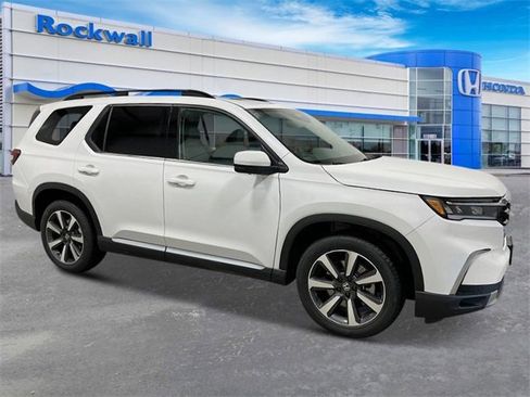 New 2025 Honda Pilot Elite image 8