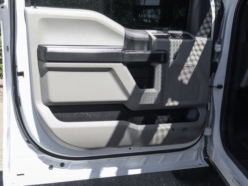 Used 2022 Ford F350 XL w/ Power Equipment Group RWD image 18