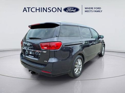Used 2020 Kia Sedona EX FWD image 4