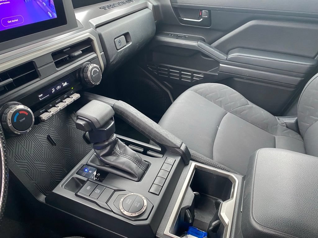 Used 2025 Toyota Tacoma SR5 RWD image 21