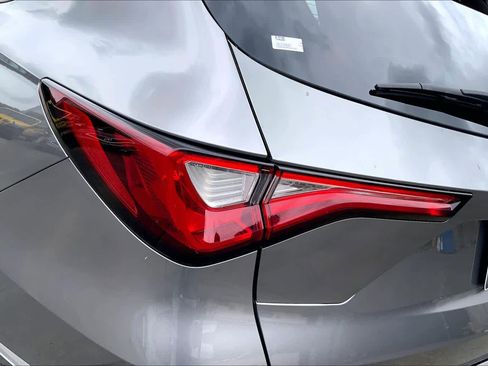 Used 2023 Acura MDX SH-AWD w/ Advance Package image 28